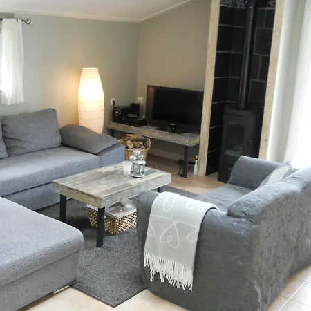 Maison Stijn, Les 3 Etoiles D'auvergne * Égliseneuve-dʼEntraigues