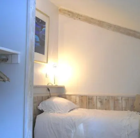 Maison Stijn, Les 3 Etoiles D'auvergne * Égliseneuve-dʼEntraigues