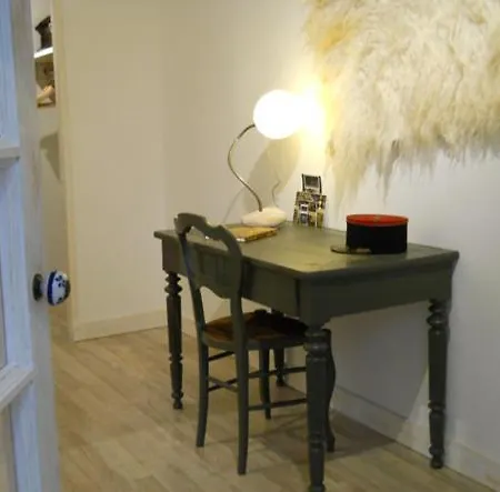 בית נופש Maison Stijn, Les 3 Etoiles D'auvergne Égliseneuve-dʼEntraigues