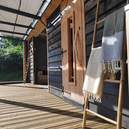 Maison Stijn, Les 3 Etoiles D'auvergne בית נופש Égliseneuve-dʼEntraigues